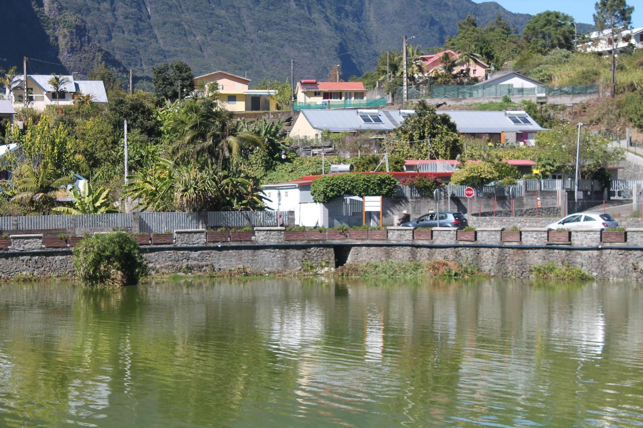 Les Cases Pres Du Lac Cilaos Exteriér fotografie